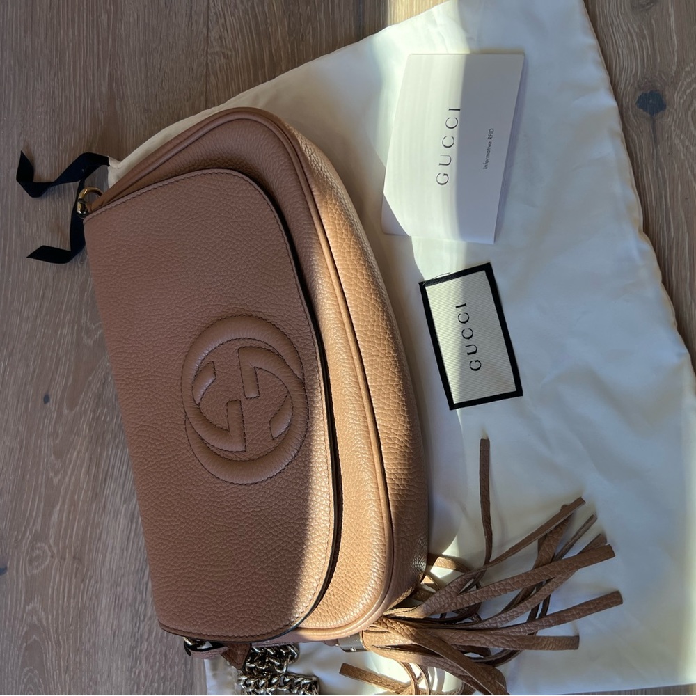 Gucci Soho Medium Chain Crossbody Bag
